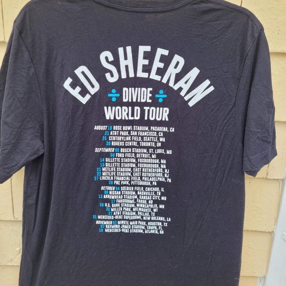 Ed Sheeran World Tour Shirt - Picture 2 of 2